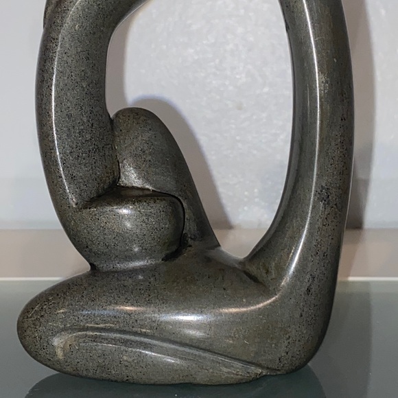 Vintage Soap Stone Figurine Sculpture Couple Embracing - Picture 3 of 6